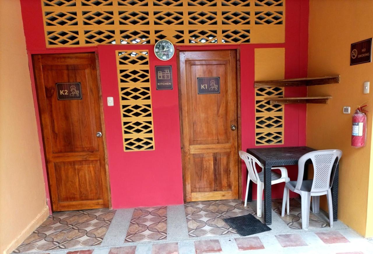Hotel La Casa De Lili Olón Esterno foto