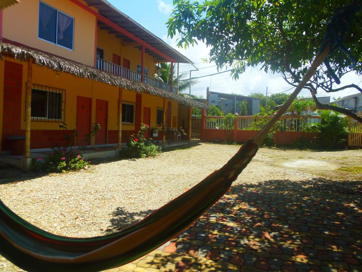 Hotel La Casa De Lili Olón Esterno foto